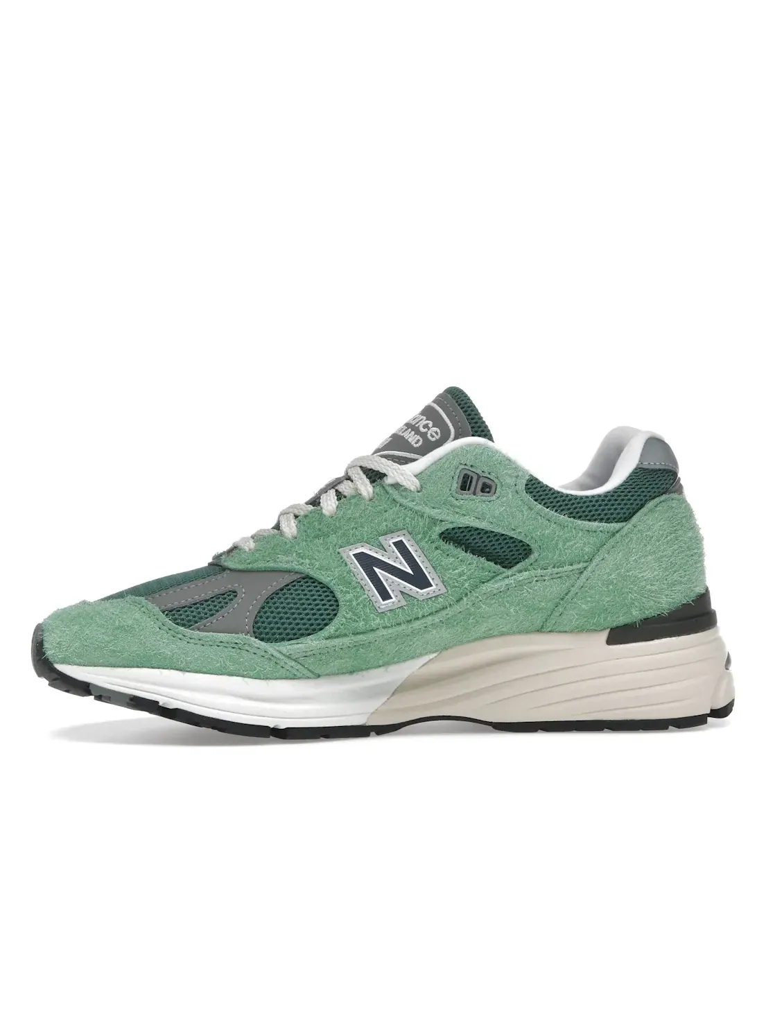 Мужские кроссовки Lifestyle New Balance 991v2 — изображение 3 из 4, зеленый