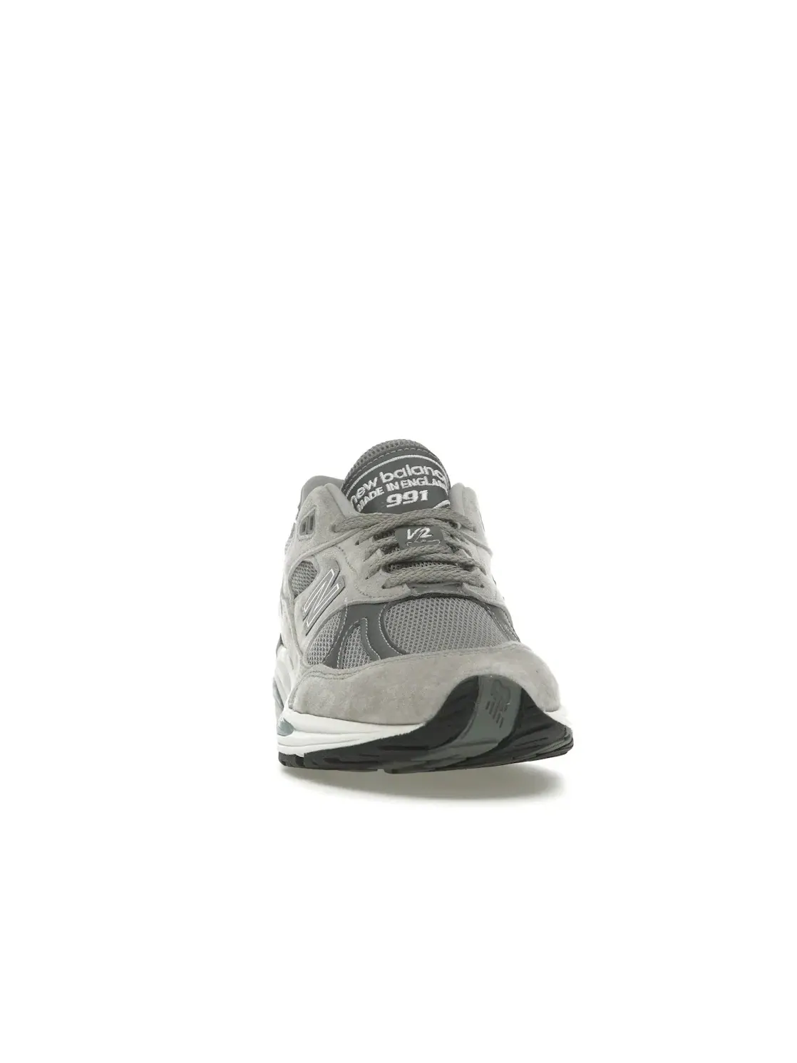 Мужские кроссовки Lifestyle с замшевым верхом New Balance 991v2 — изображение 2 из 3, серебристый