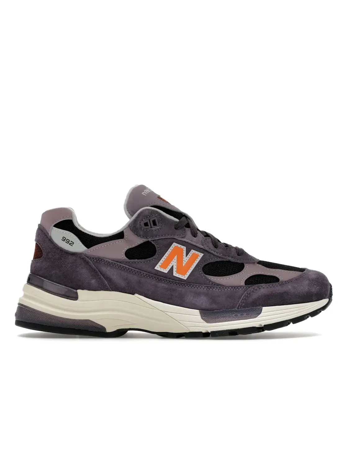 Мужские кроссовки Lifestyle с замшевым верхом New Balance 992 — изображение 1 из 4, серый