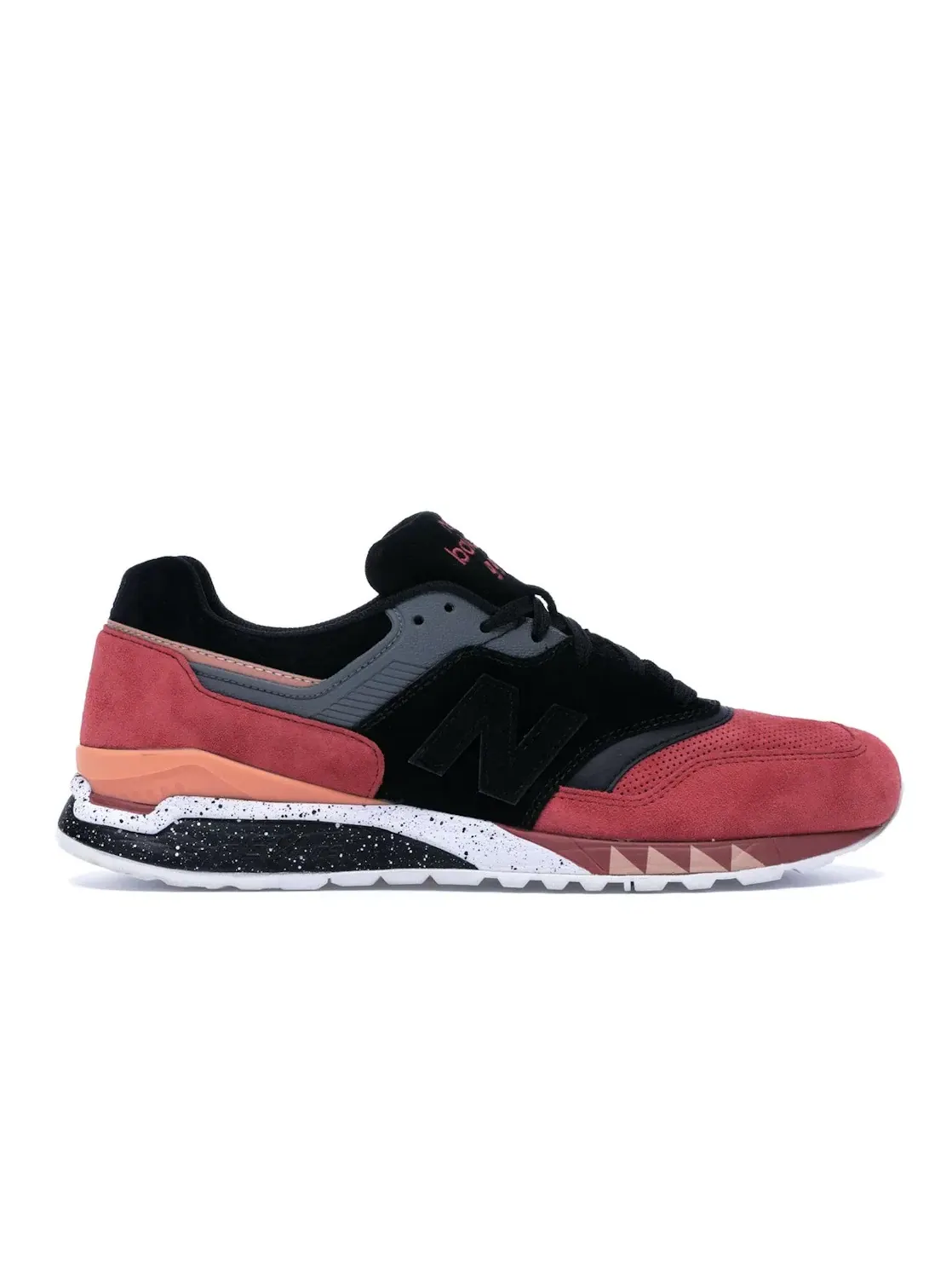 Мужские кроссовки Lifestyle New Balance 997.5 Sneaker Freaker Tassie Tiger — изображение 1 из 4, розовый/черный/белый