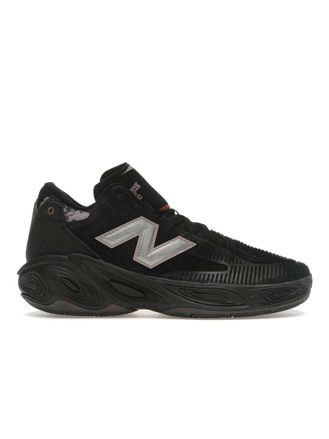 Мужские кроссовки для бега с амортизацией Fresh Foam BB v2 New Balance — изображение 1 из 4, черный/винный