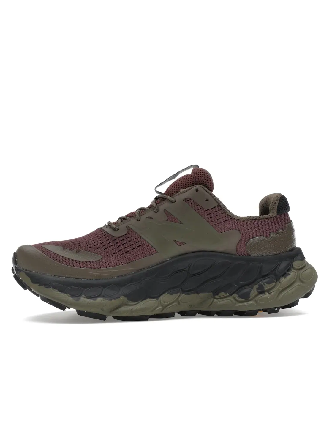 Мужские кроссовки для трейла Fresh Foam X More Trail New Balance, Licorice/Dark Camo — изображение 3 из 4