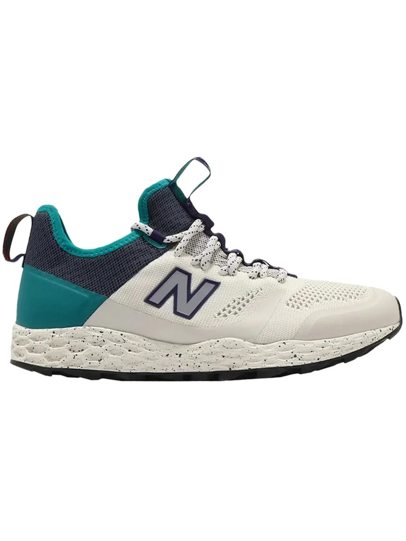 Мужские кроссовки для бега Fresh Foam Trailbuster New Balance — изображение 1 из 1, кремовый фиолетовый