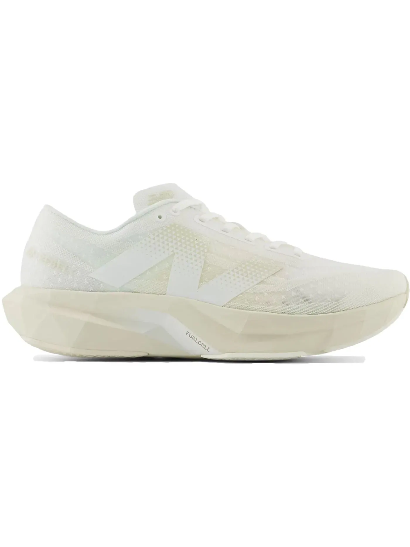 Мужские кроссовки для бега New Balance FuelCell Rebel v4 — изображение 1 из 1, белый
