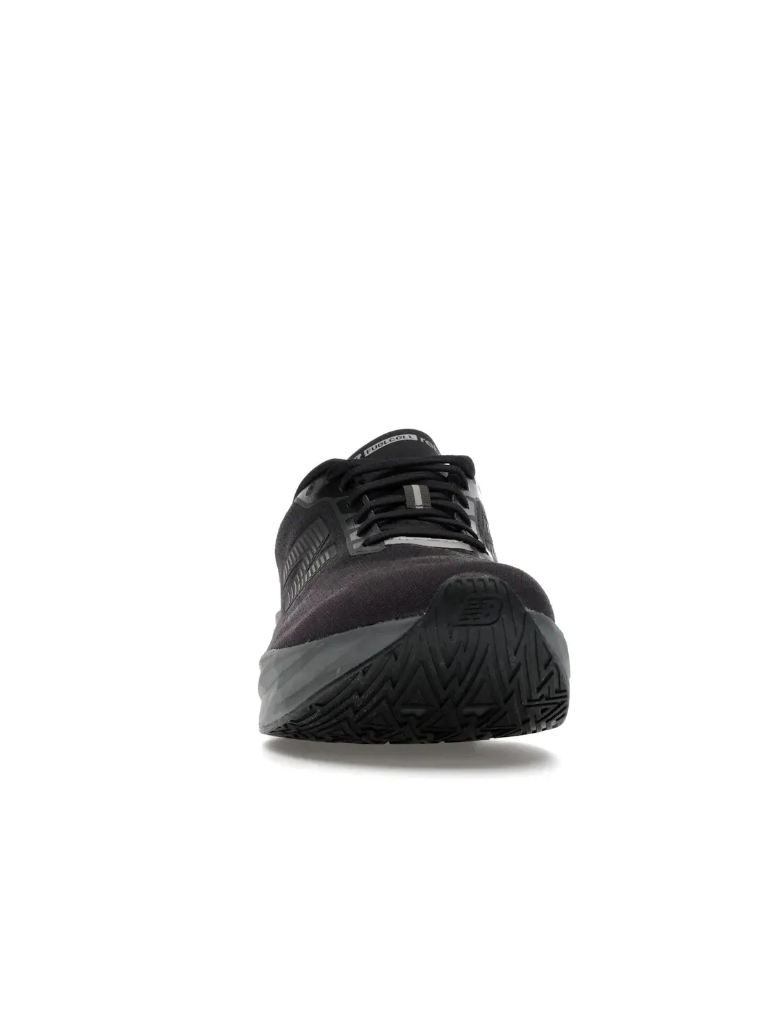 Мужские кроссовки для бега New Balance FuelCell Rebel v5 — изображение 2 из 4