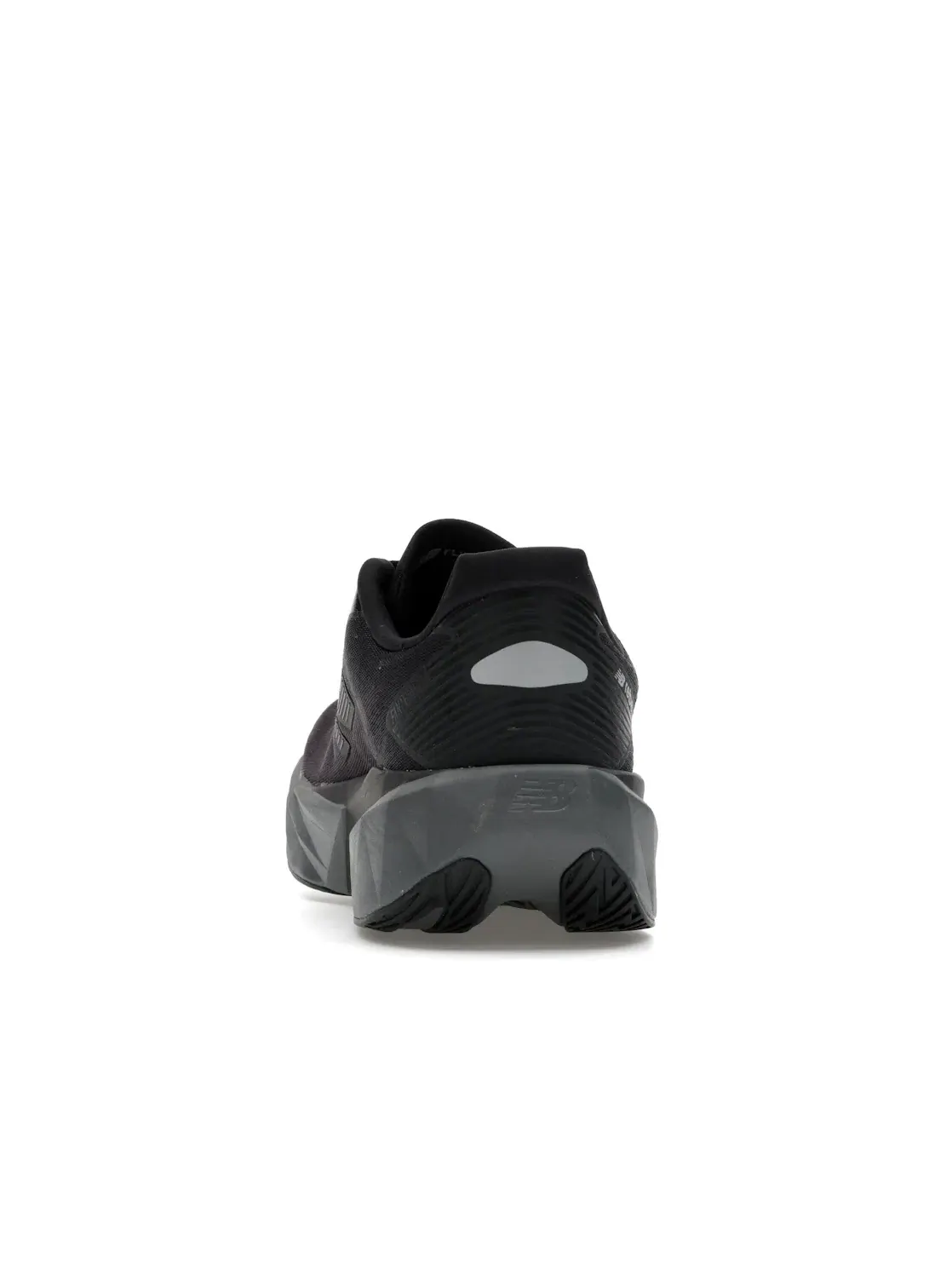 Мужские кроссовки для бега New Balance FuelCell Rebel v5 — изображение 4 из 4