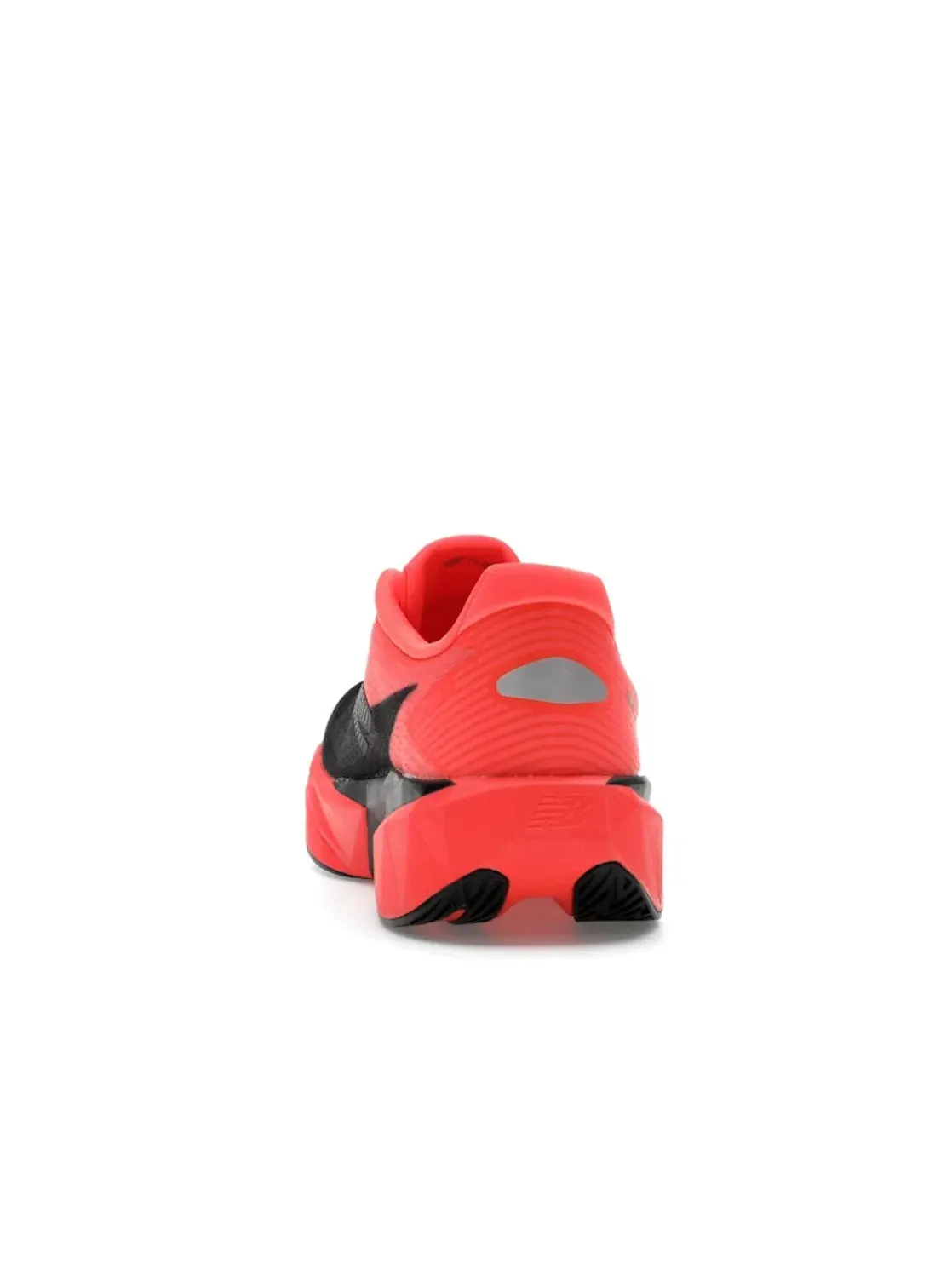Мужские кроссовки для бега New Balance FuelCell Rebel v5 — изображение 4 из 4