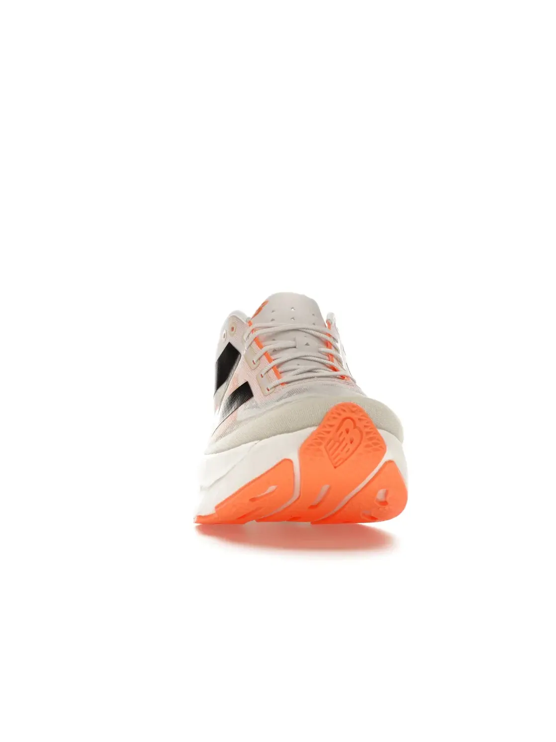 Мужские кроссовки для бега New Balance FuelCell SuperComp Elite v4 — изображение 2 из 4, белый