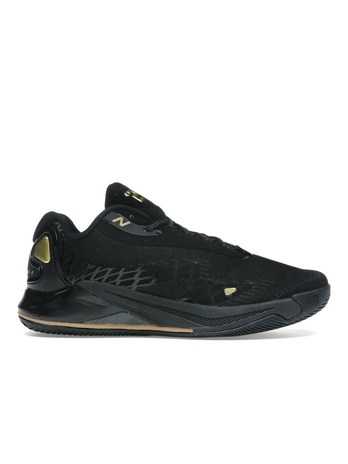 Мужские кроссовки для баскетбола New Balance KAWHI 4 — изображение 1 из 4, черный/золотистый