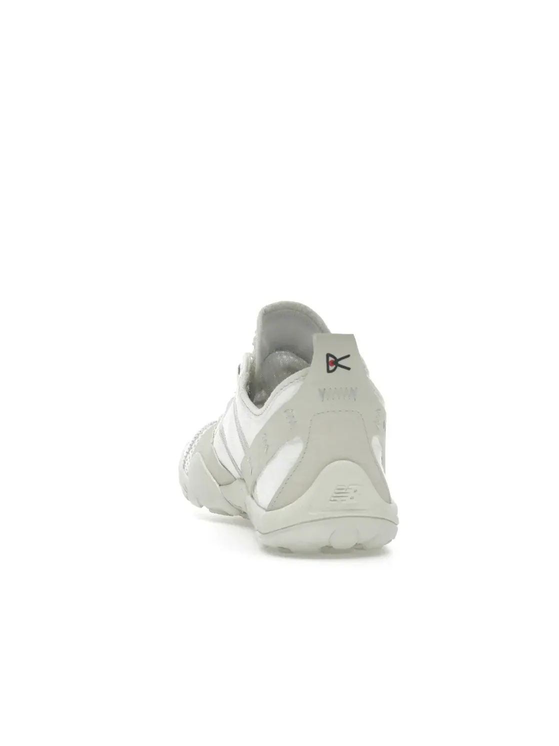 Мужские кроссовки Lifestyle New Balance MT10 — изображение 4 из 4, серебристый