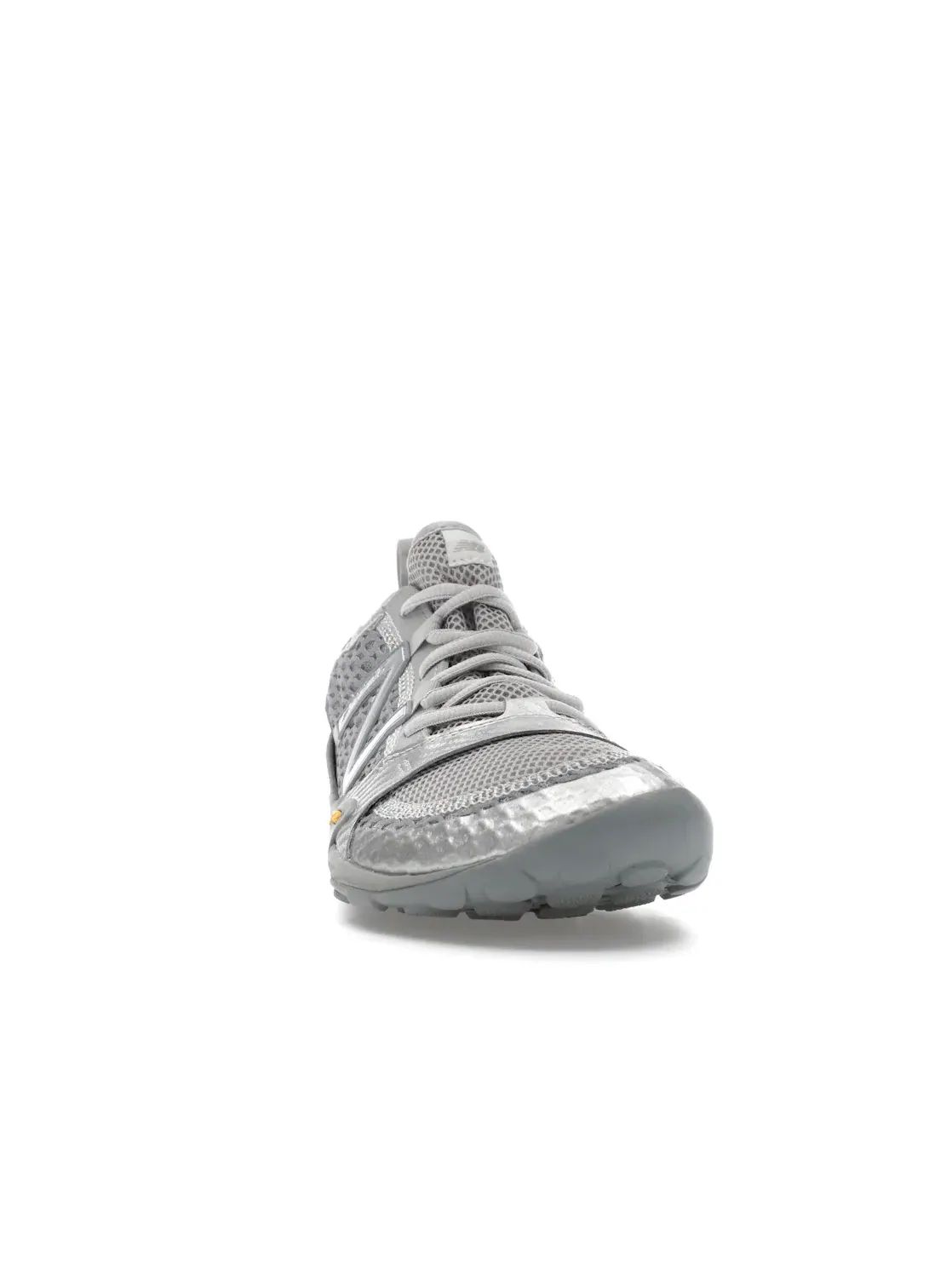 Мужские кроссовки Lifestyle New Balance MT10 — изображение 2 из 4