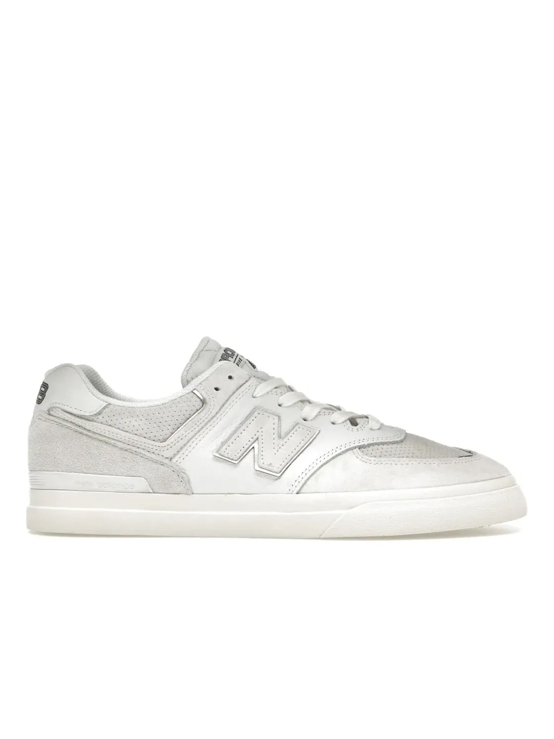 Мужские кроссовки Lifestyle New Balance Numeric 574 Vulc Arrow & Beast — изображение 1 из 4, белый