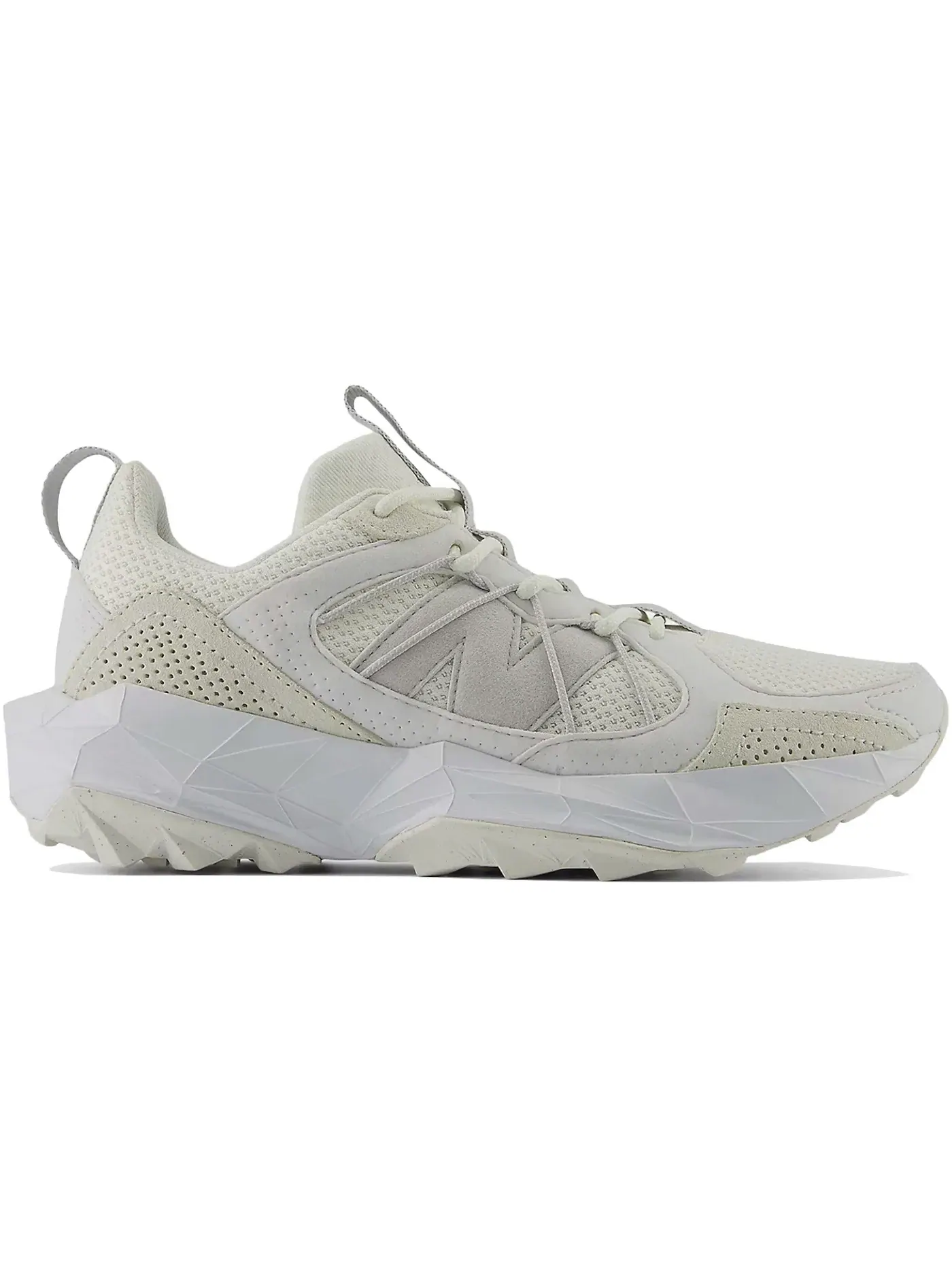 Женские кроссовки для бега New Balance Tektrel — изображение 1 из 1, белый/серый