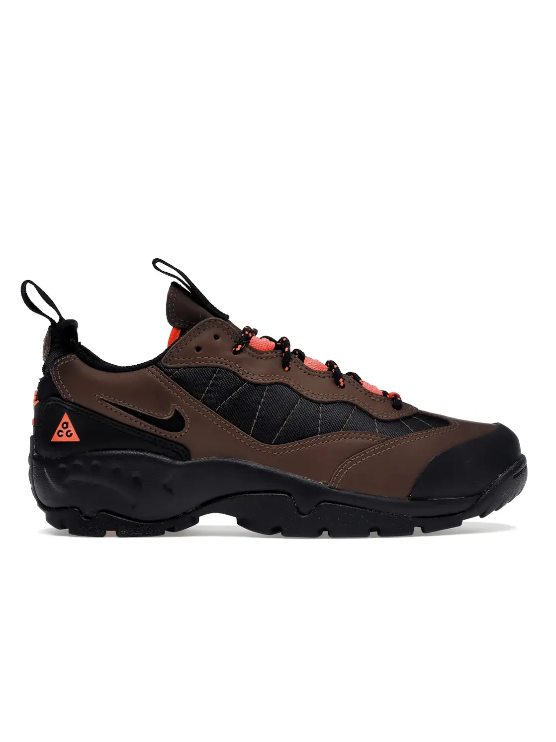 Мужские кроссовки для треккинга Nike ACG Air Mada Low — изображение 1 из 4, черный--оранжевый