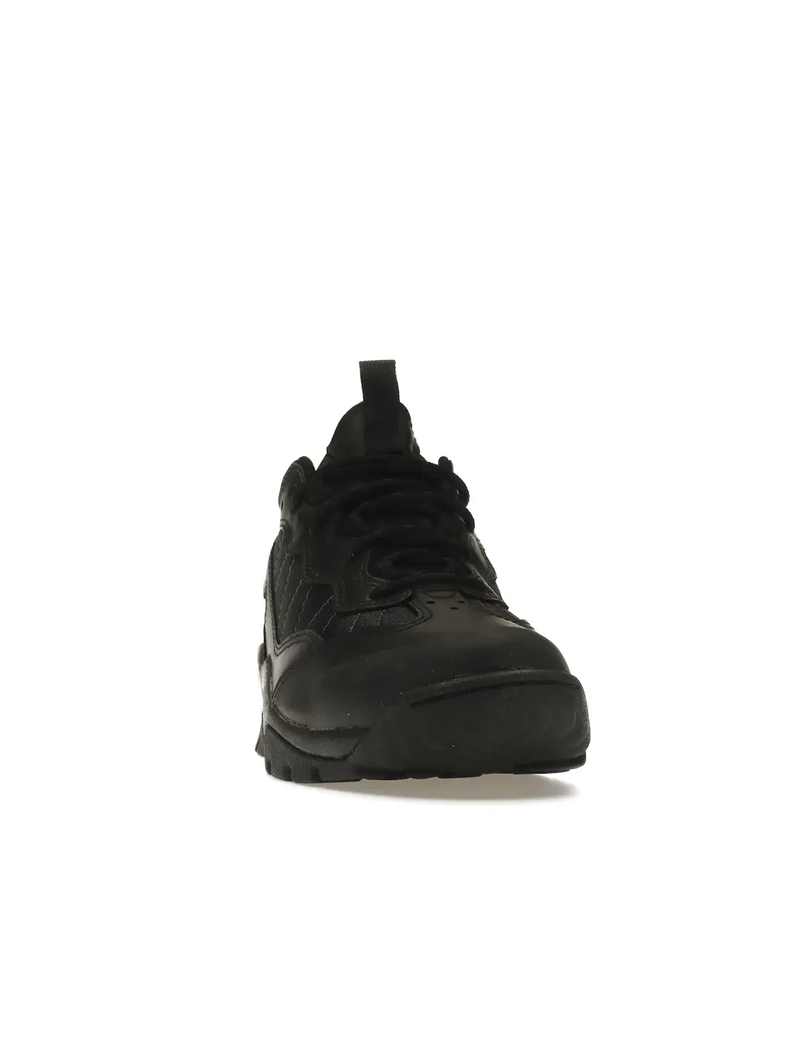 Мужские кроссовки для треккинга Nike ACG Air Mada Low Nike — изображение 2 из 4, черный/черный/черный