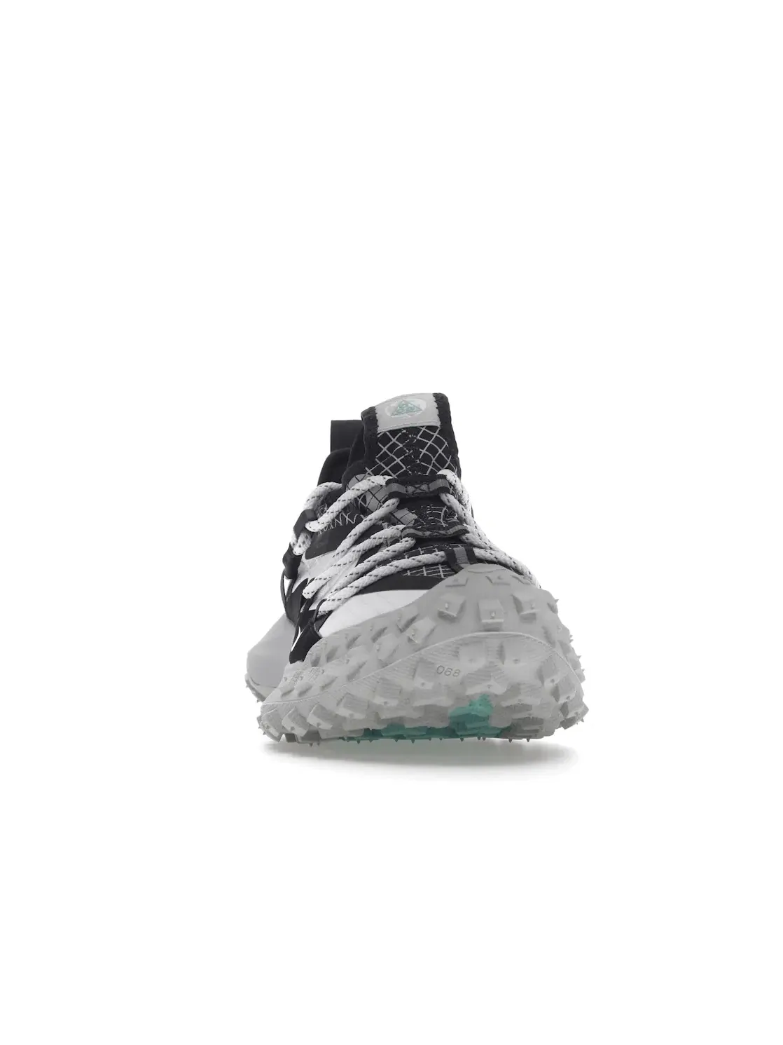 Мужские кроссовки для активного отдыха Nike ACG Mountain Fly Low — изображение 2 из 4