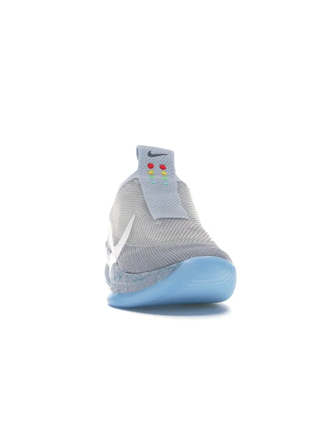 Мужские кроссовки с технологией автоматической шнуровки Nike Adapt BB — изображение 2 из 4, серый/серебристый