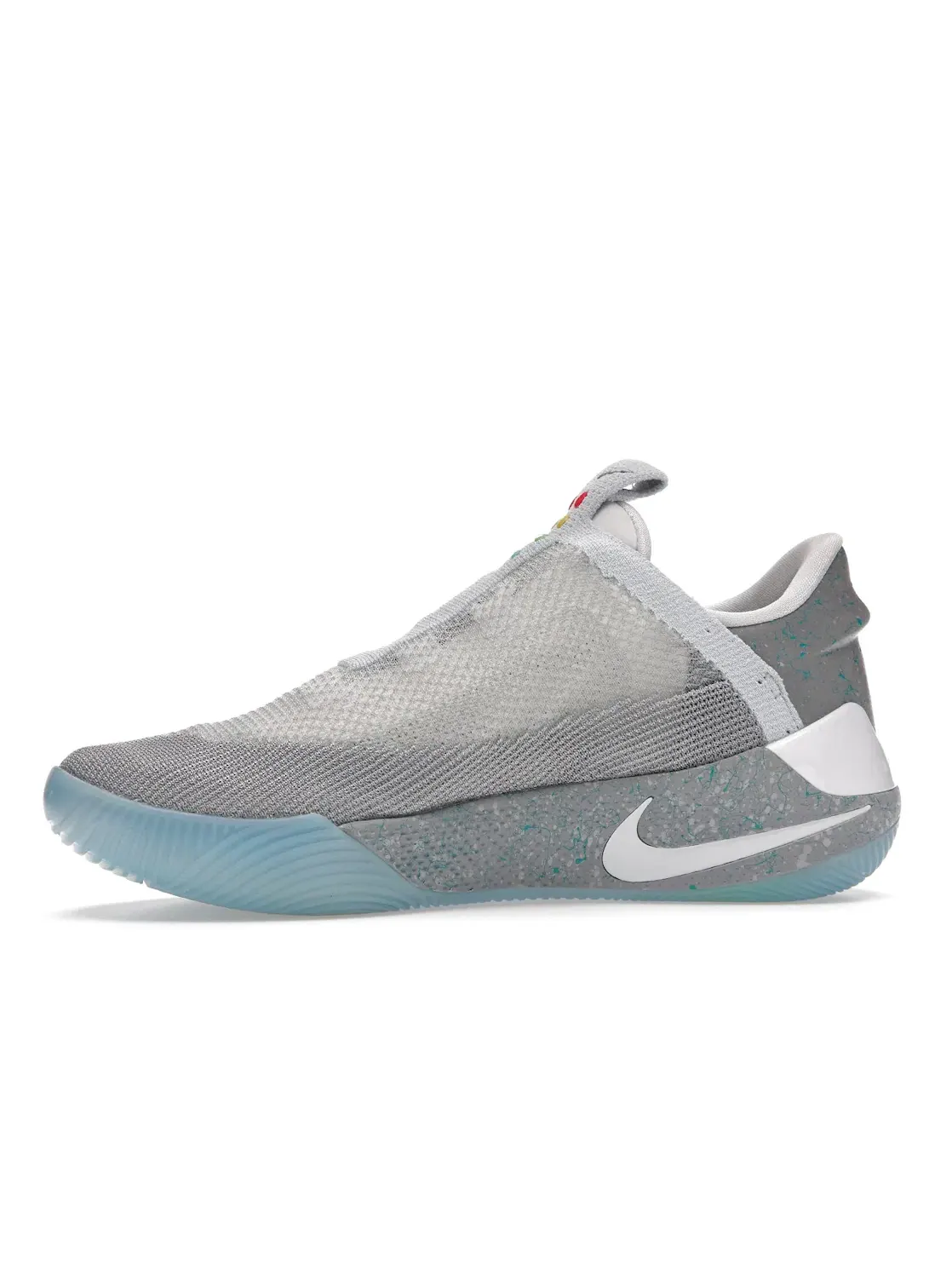 Мужские баскетбольные кроссовки с автоматической шнуровкой Nike Adapt BB — изображение 3 из 4, серый/серебристый