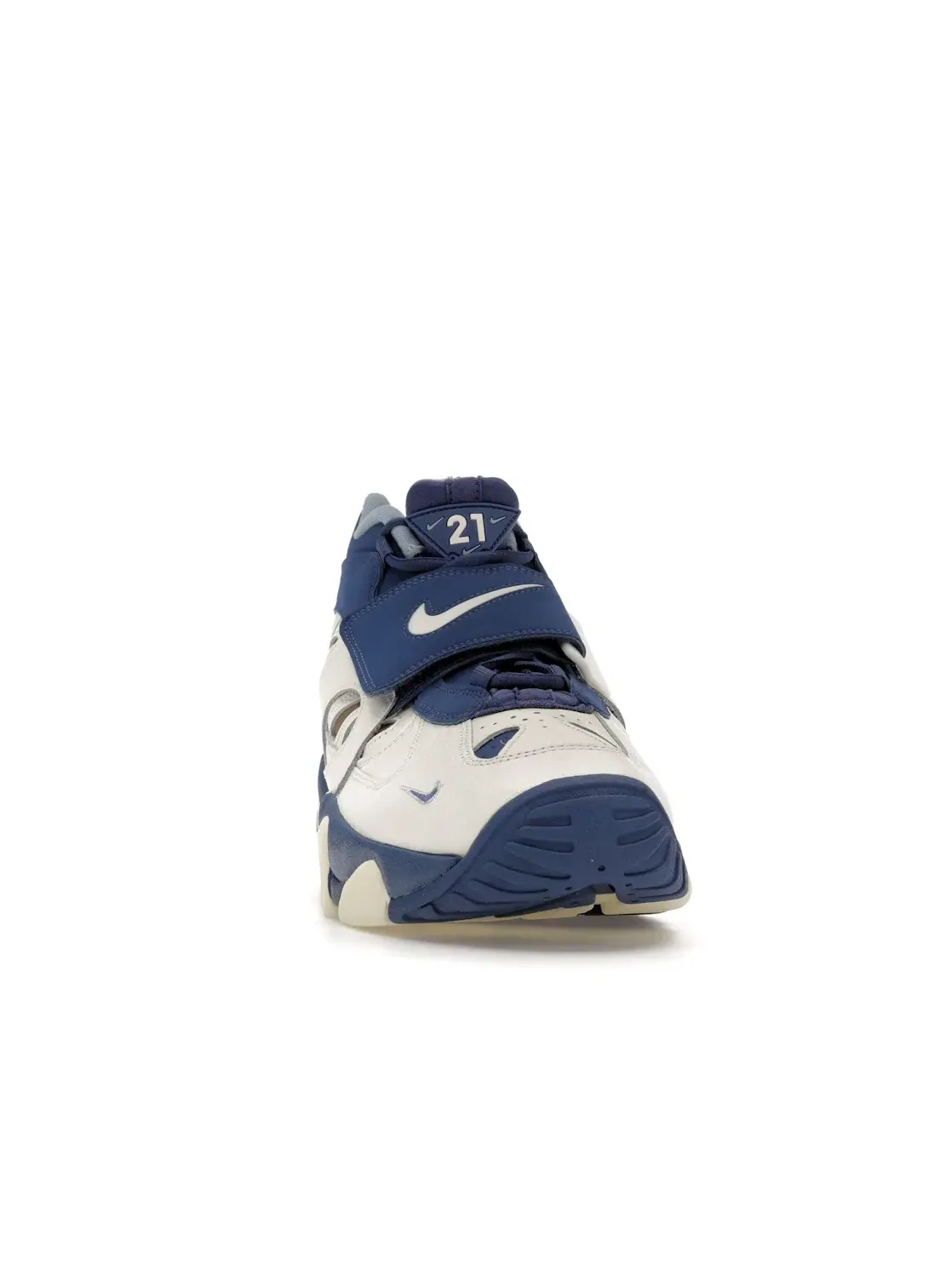 Мужские кроссовки Lifestyle Nike Air Diamond Turf 2 — изображение 2 из 4