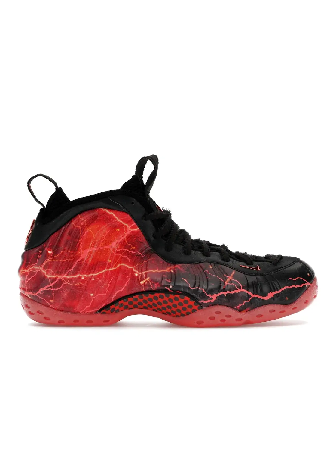 Мужские кроссовки с коллаборацией Nike Air Foamposite One Stranger Things Nike — изображение 1 из 4, черный/яркий/черный