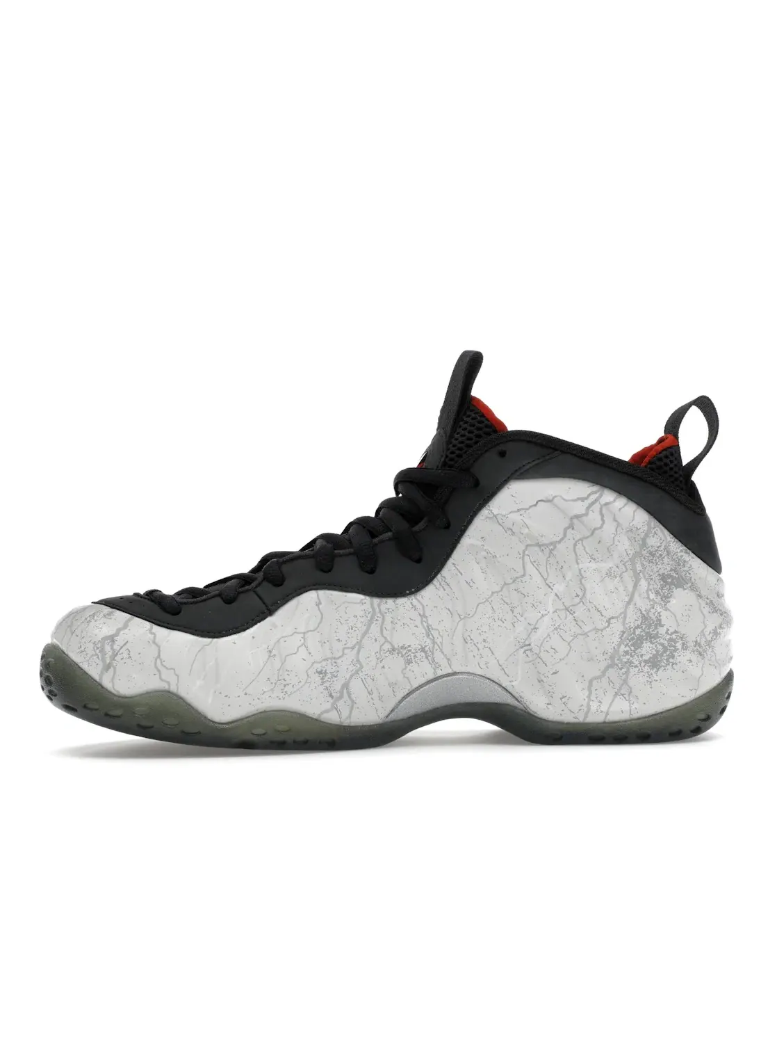Мужские кроссовки с футуристическим дизайном Nike Air Foamposite One Nike — изображение 3 из 4