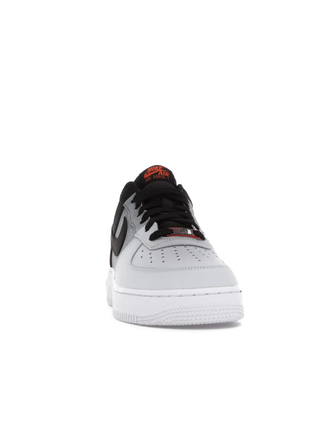 Мужские кроссовки Lifestyle Nike Air Force 1 Low '07 — изображение 2 из 4, черный/серый/платиновый
