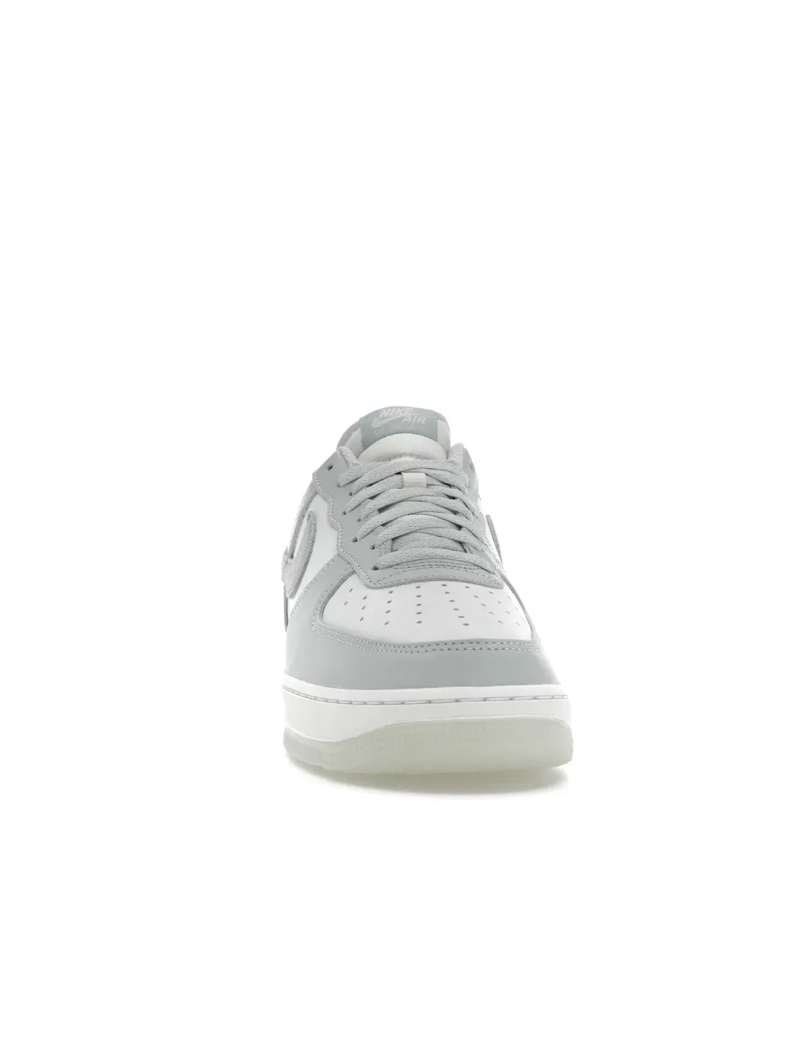 Мужские кроссовки Lifestyle Nike Air Force 1 '07 — изображение 2 из 4