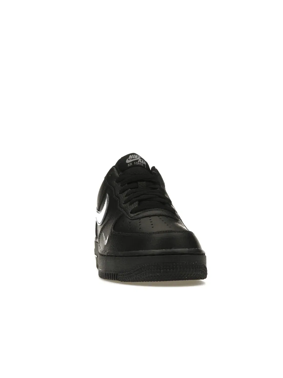 Мужские кроссовки Lifestyle Nike Air Force 1 '07 Low — изображение 2 из 4