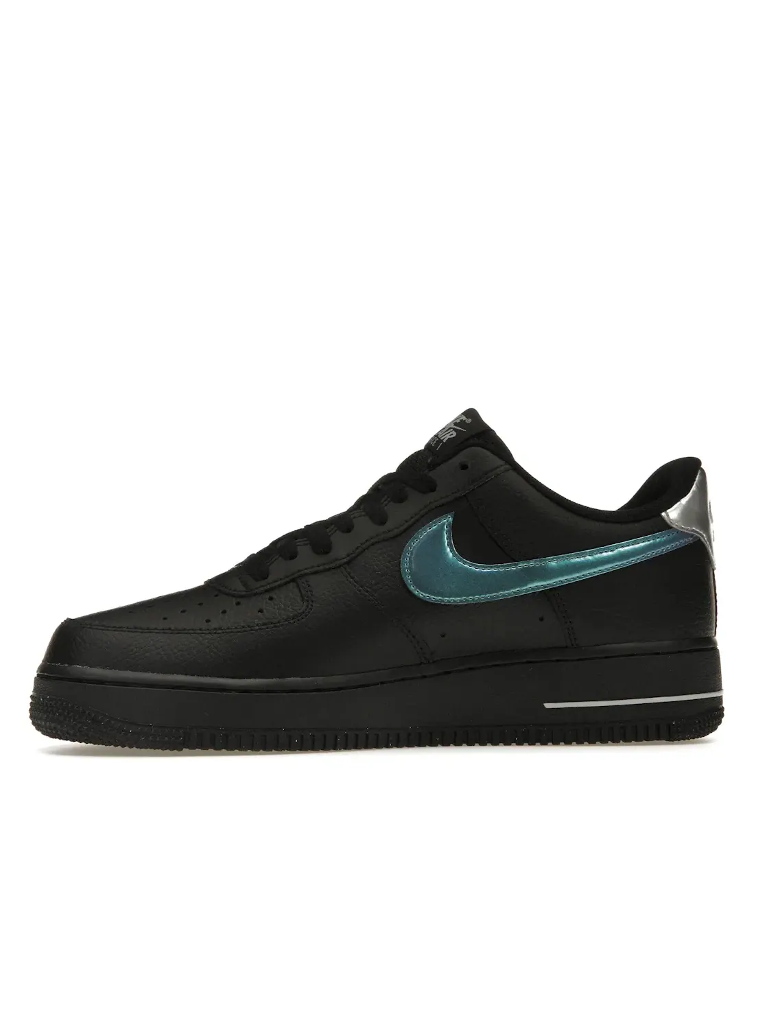 Мужские кроссовки Lifestyle Nike Air Force 1 '07 Low — изображение 3 из 4