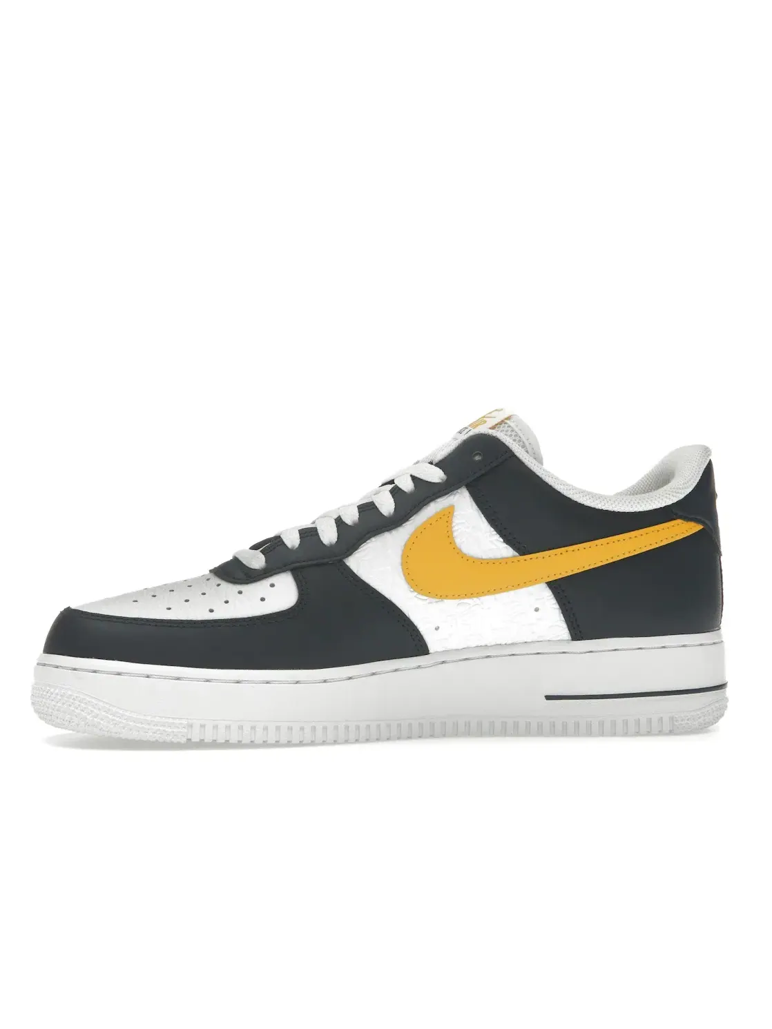 Мужские кроссовки Lifestyle с низким профилем Nike Air Force 1 '07 Low — изображение 3 из 4, темный/белый/золотистый