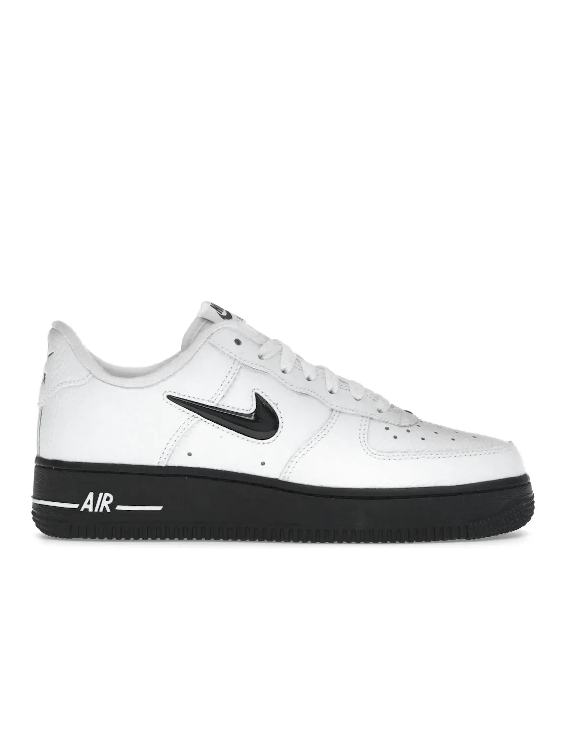 Мужские кроссовки с кожаным верхом Nike Air Force 1 '07 Low — изображение 1 из 4, белый/черный