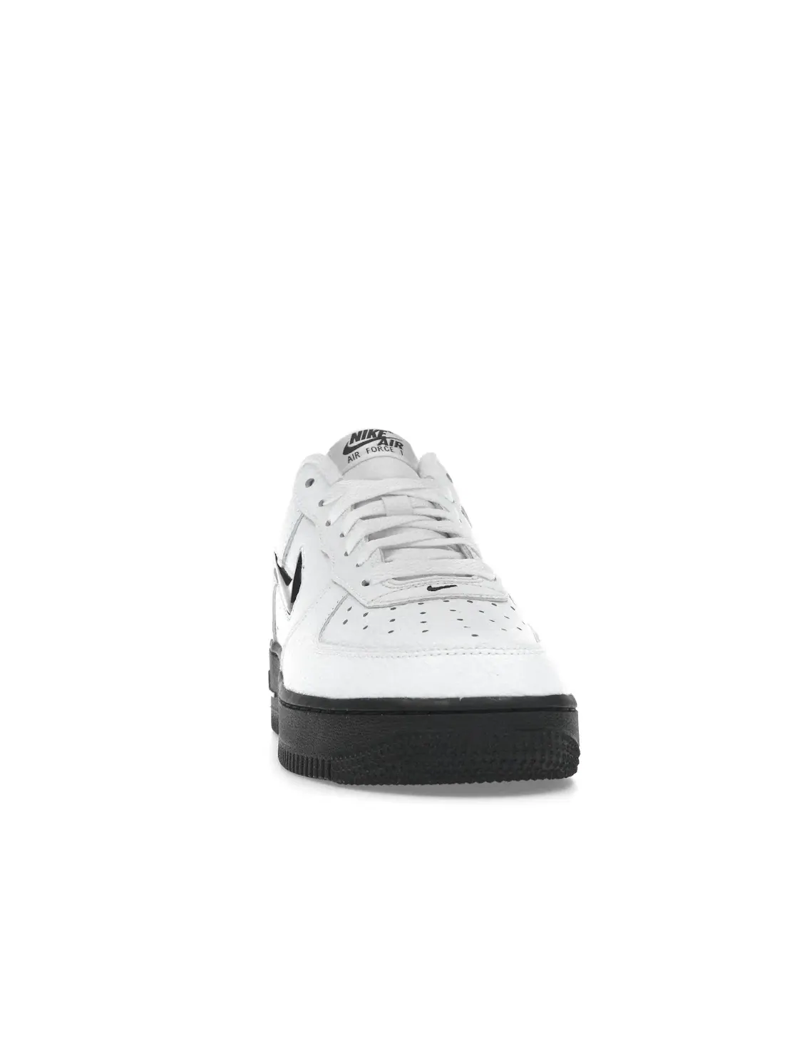 Мужские кроссовки с кожаным верхом Nike Air Force 1 '07 Low — изображение 2 из 4, белый/черный