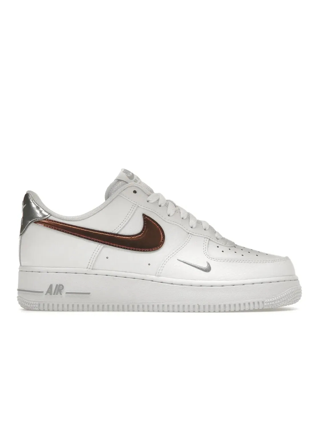 Мужские кроссовки Lifestyle Nike Air Force 1 '07 Low — изображение 1 из 4