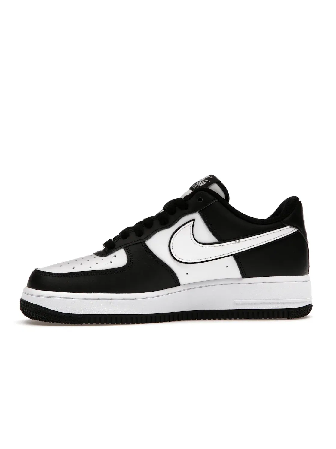 Мужские кроссовки Lifestyle Nike Air Force 1 Low '07 — изображение 3 из 4, черный/белый/черный