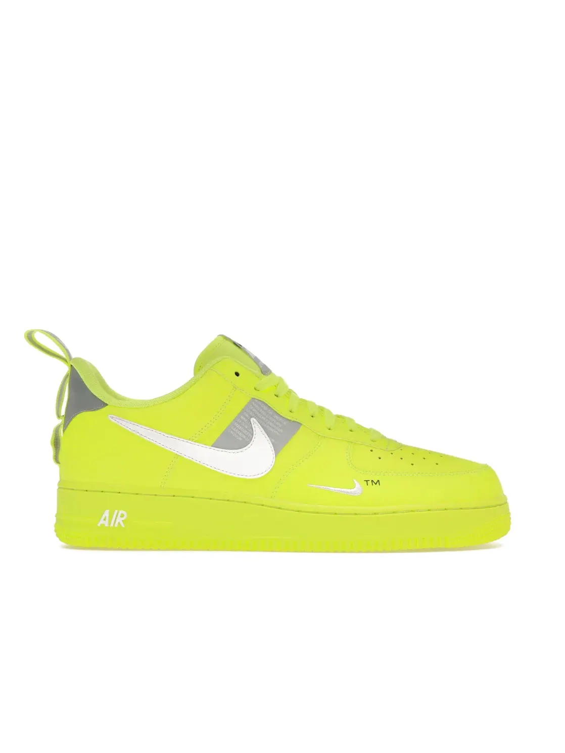 Мужские кроссовки Lifestyle с ярким дизайном Nike Air Force 1 Utility Nike — изображение 1 из 4, белый-черный-серый