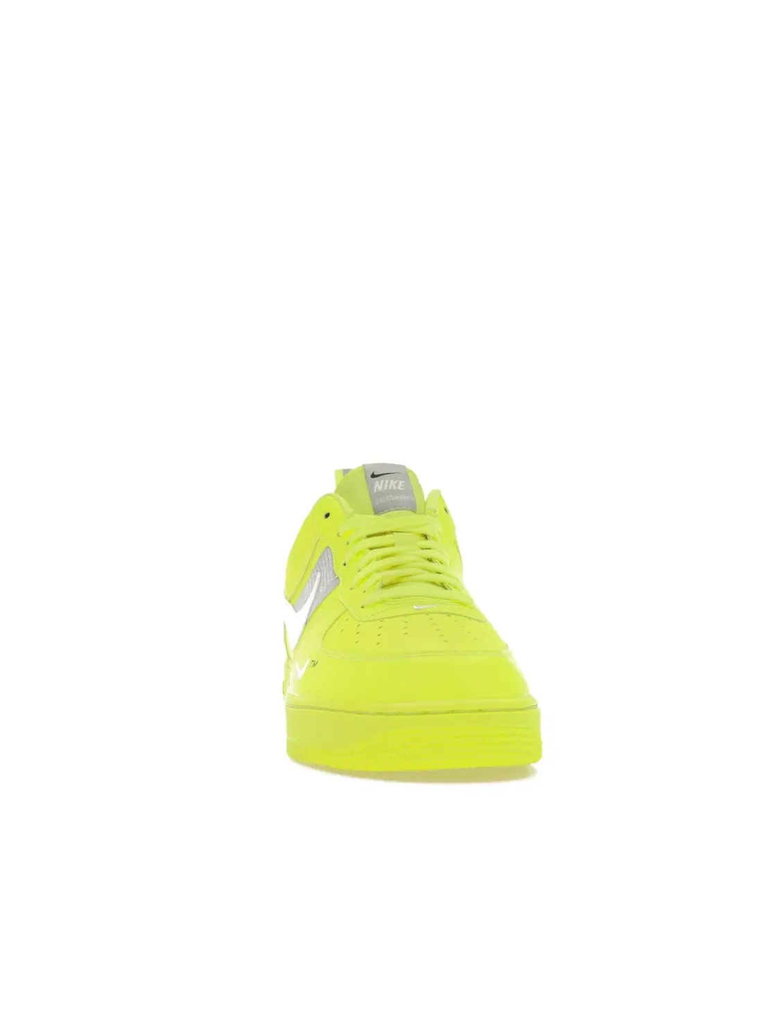 Мужские кроссовки Lifestyle с ярким дизайном Nike Air Force 1 Utility Nike — изображение 2 из 4, белый-черный-серый