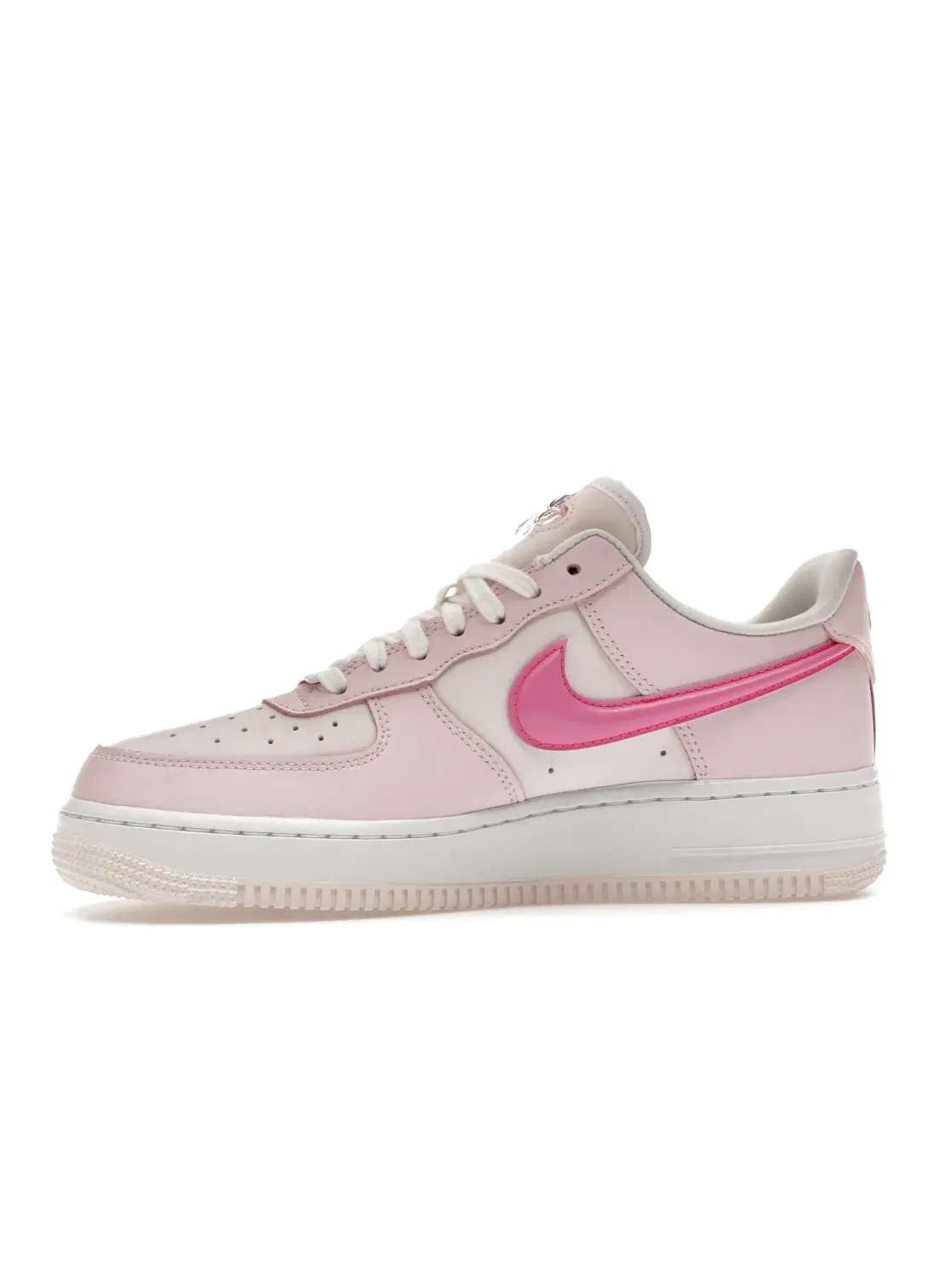 Женские кроссовки Nike Air Force 1 '07 LX — изображение 3 из 4