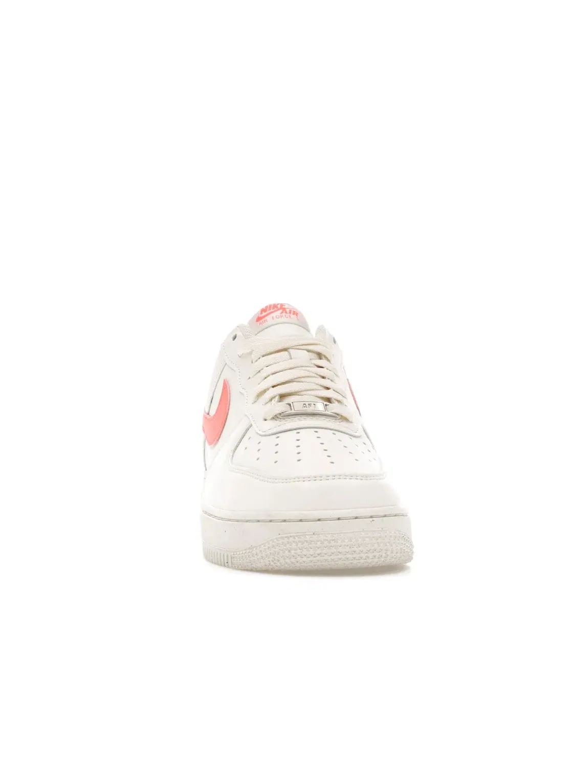 Женские кроссовки Lifestyle Nike Air Force 1 '07 Next Nature — изображение 2 из 4, металлик серебристый