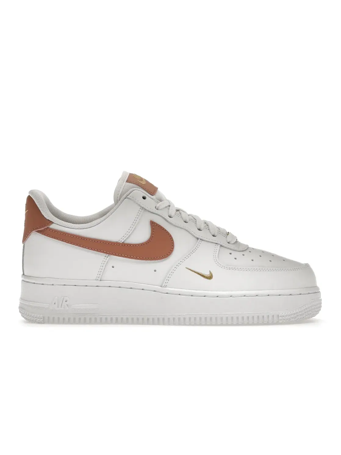 Женские кроссовки Lifestyle с принтом Nike Air Force 1 Low '07 Nike — изображение 1 из 4
