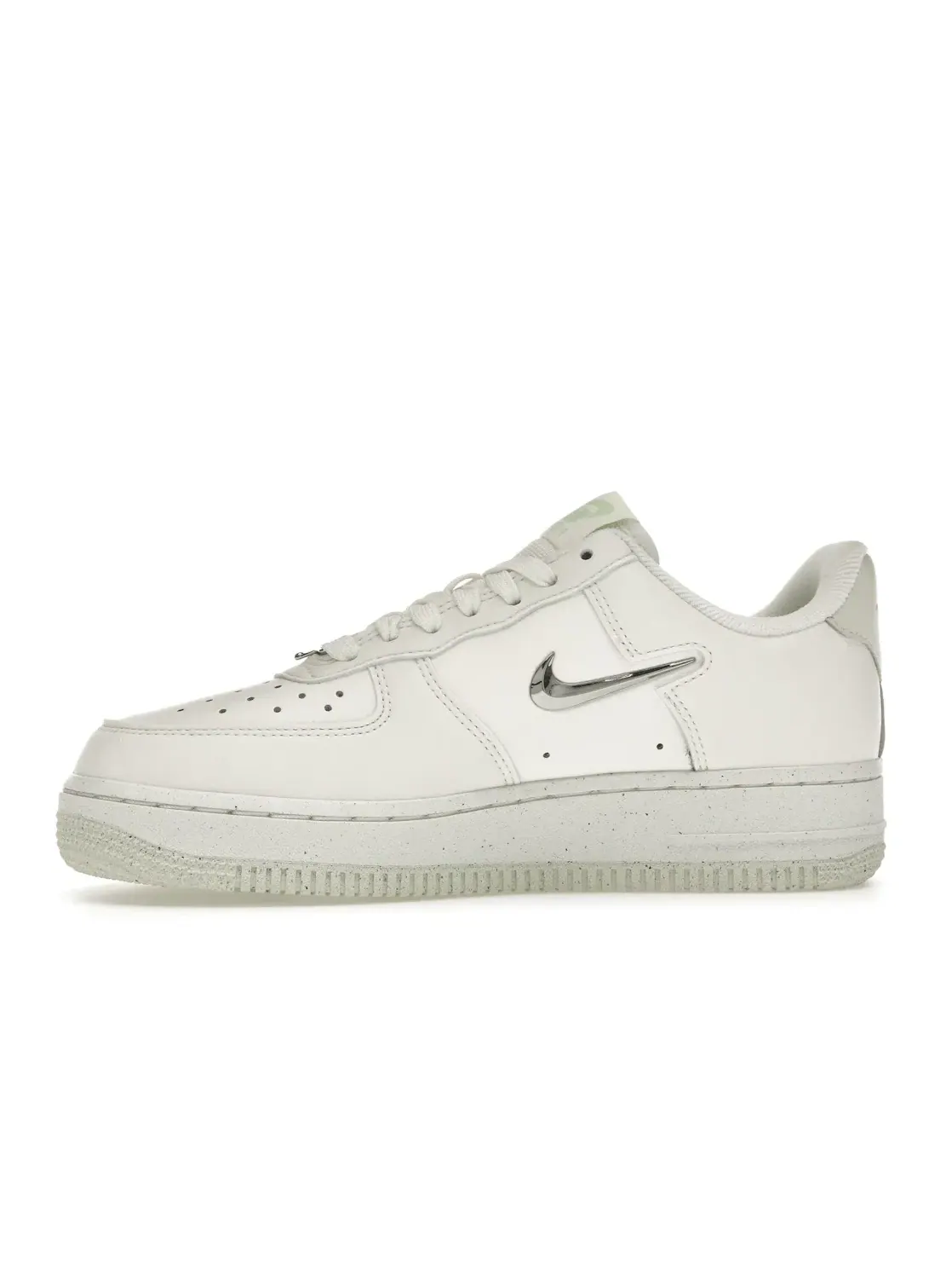 Женские кроссовки Lifestyle Nike Air Force 1 '07 SE Next Nature — изображение 3 из 4, зеленый