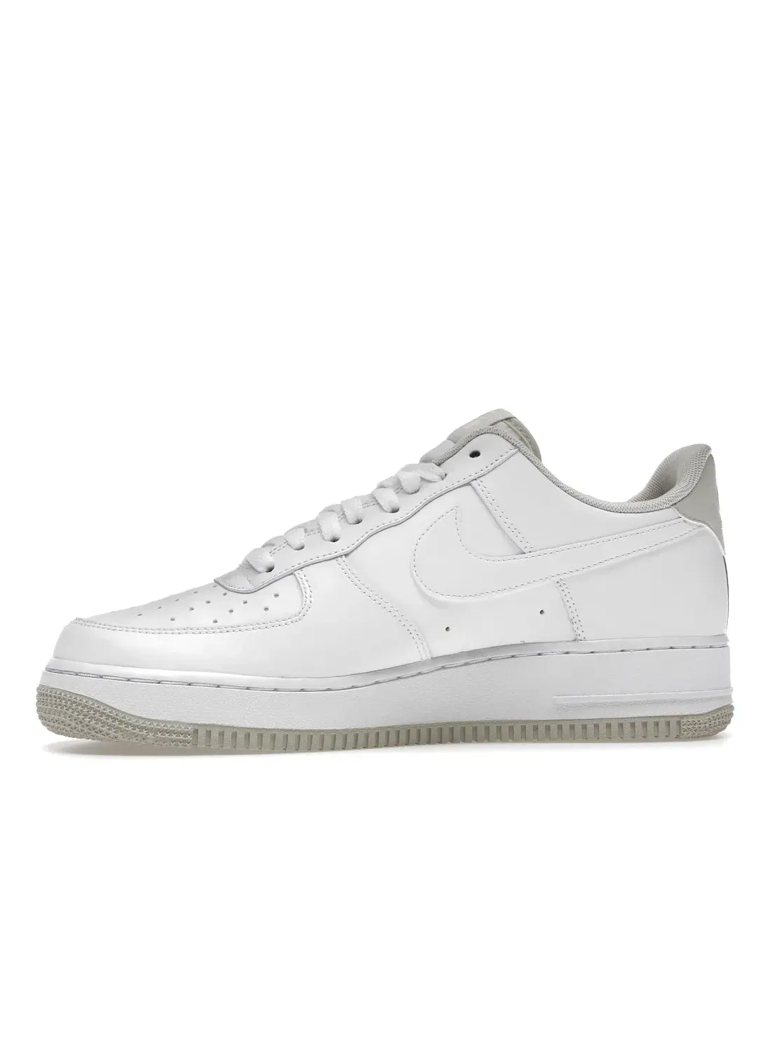 Мужские кроссовки с контрастными элементами Nike Air Force 1 Low '07 — изображение 3 из 4, белый/светлый/белый