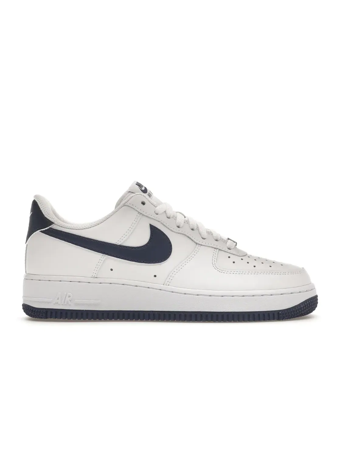 Мужские кроссовки Lifestyle Nike Air Force 1 '07 — изображение 1 из 4, белый/темно-синий