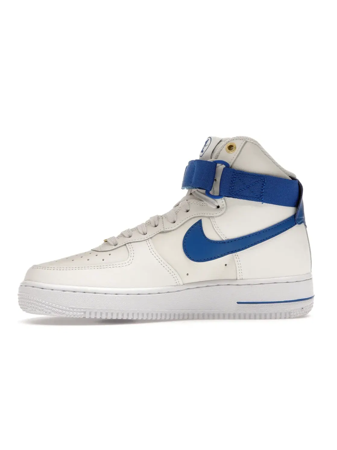 Женские кроссовки Lifestyle Nike Air Force 1 High — изображение 3 из 4