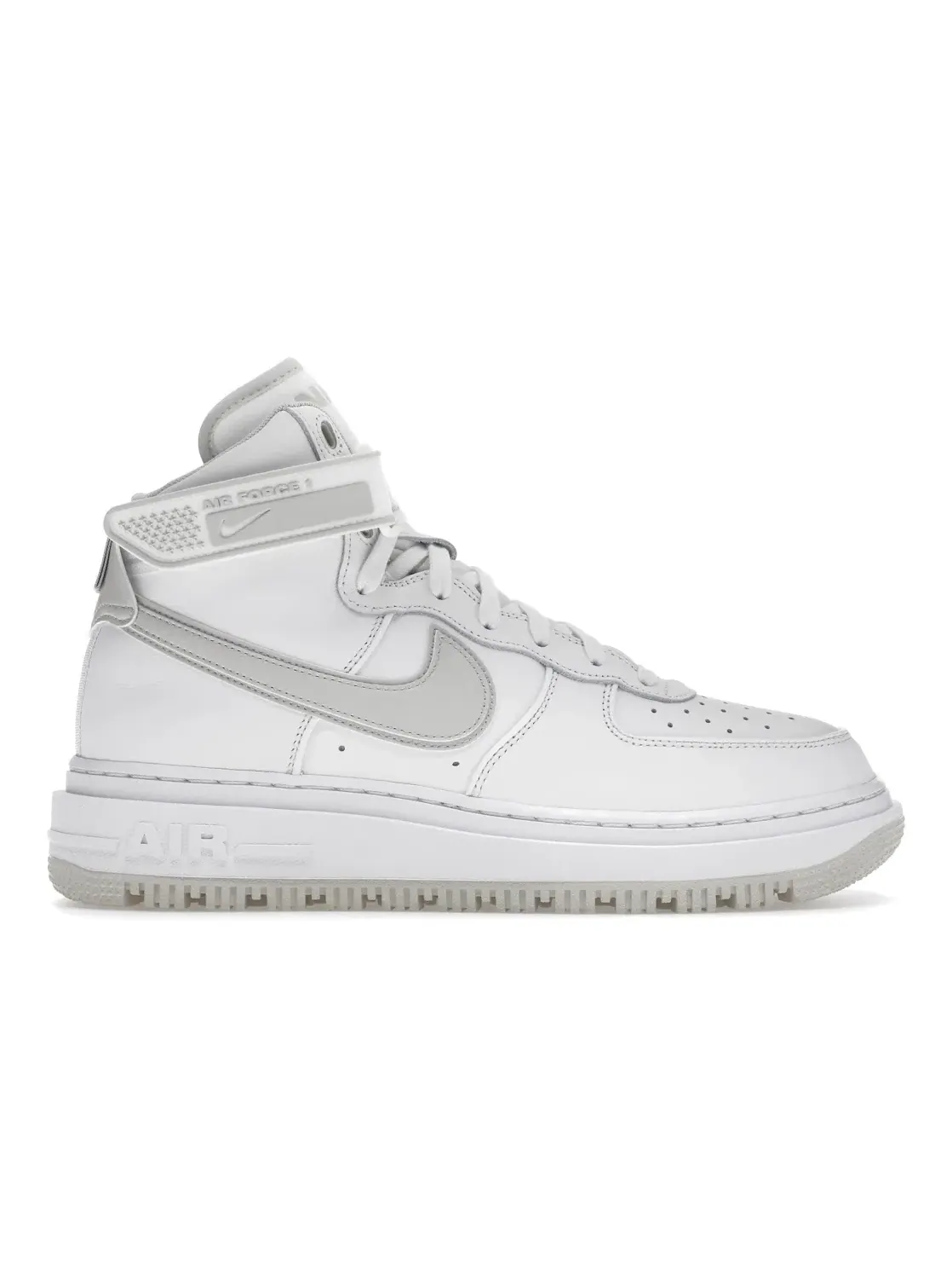 Мужские высокие ботинки с длинным голенищем Nike Air Force 1 High Boot — изображение 1 из 4, белый/светлый-белый