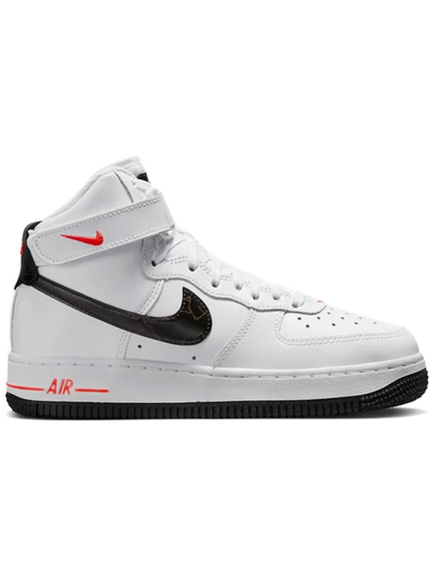 Детские кроссовки высокие с брендовым дизайном Nike Air Force 1 High Nike — изображение 1 из 1, белый/черный/яркий