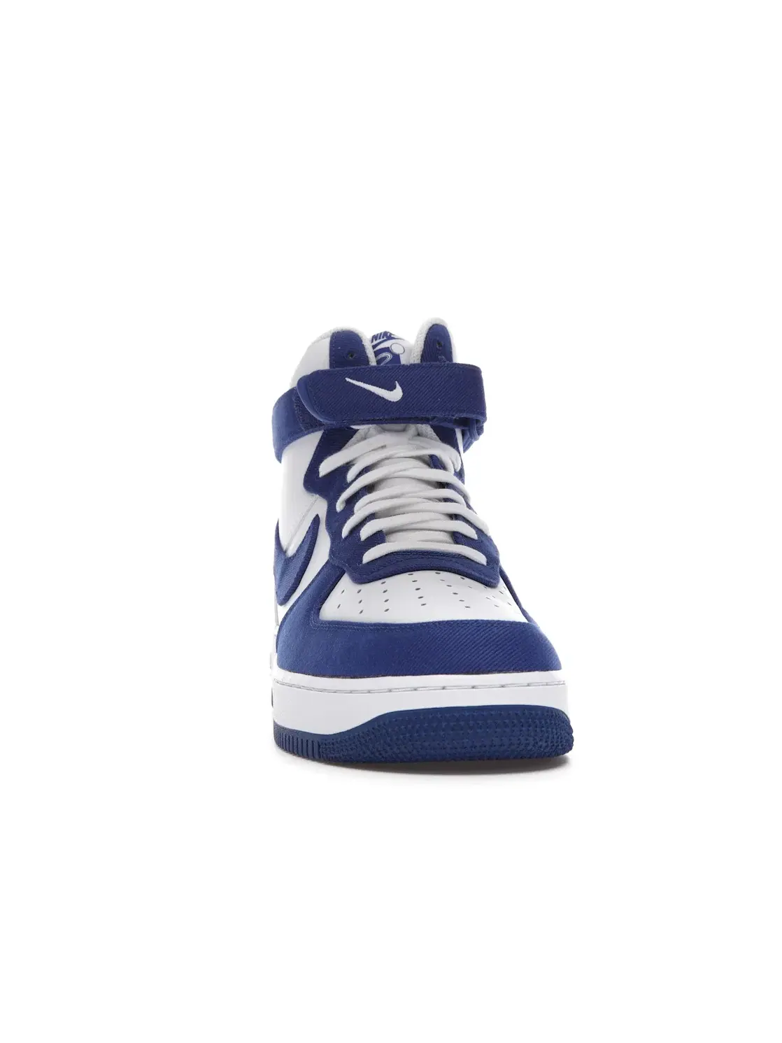 Мужские кроссовки с высоким верхом Nike Air Force 1 High EMB — изображение 2 из 4, белый