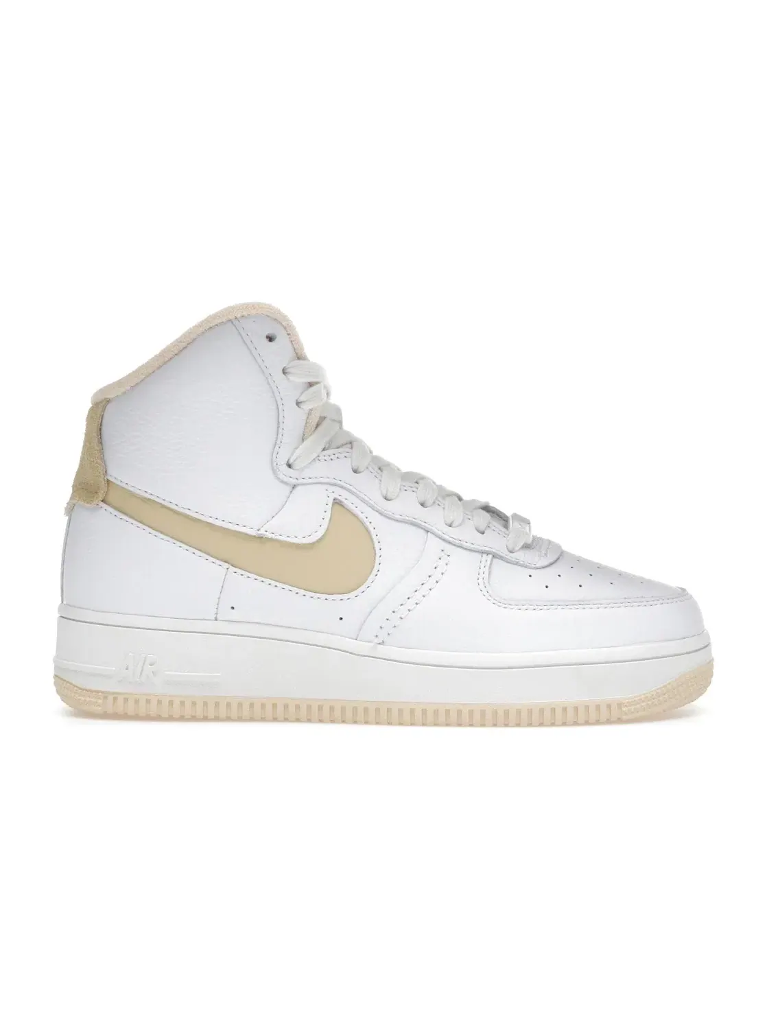 Женские кроссовки с высоким верхом Nike Air Force 1 High Sculpt — изображение 1 из 4, белый/бледный//бледный