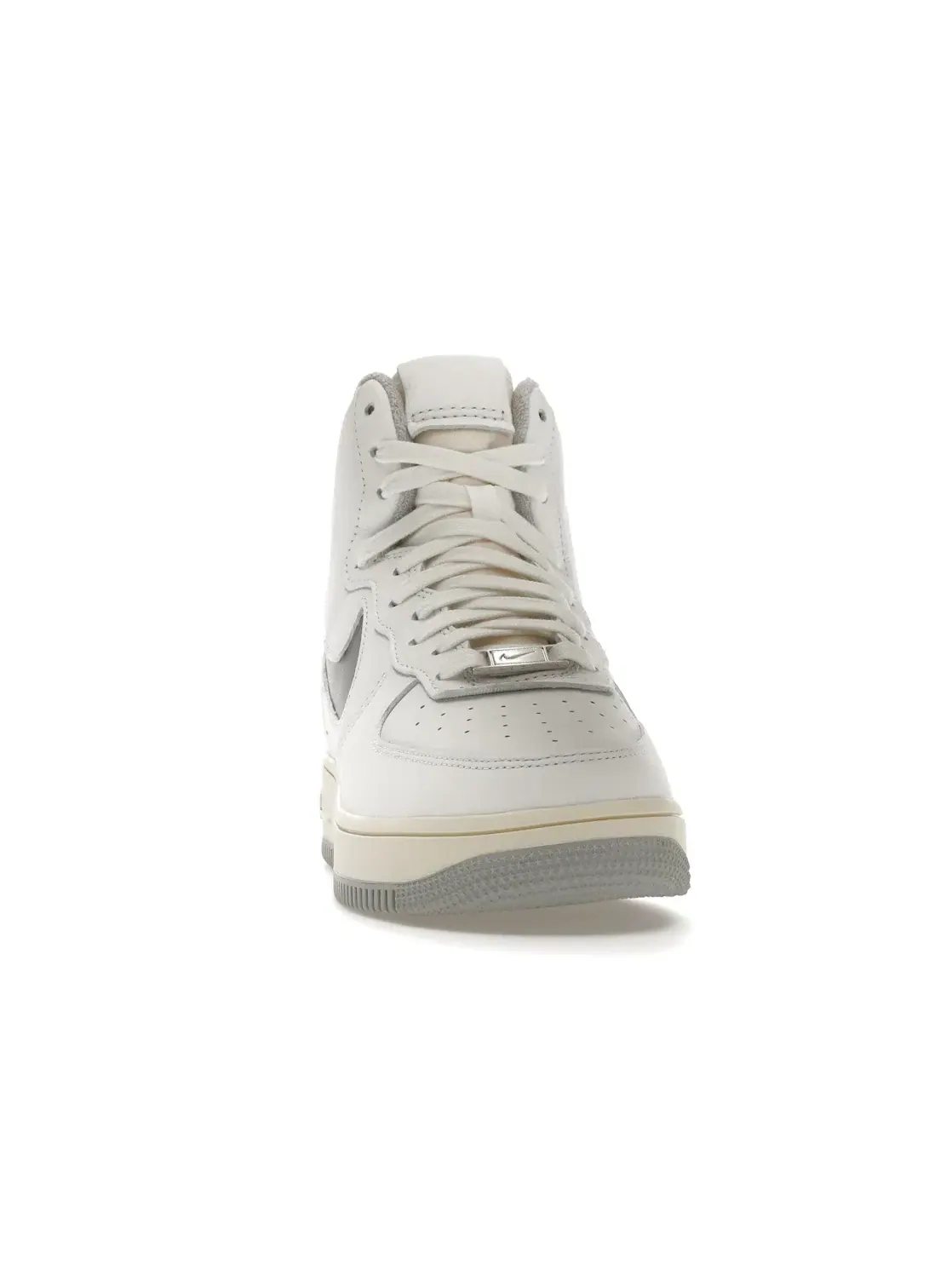 Женские кроссовки высокие с длинным рукавом Nike Air Force 1 High Sculpt — изображение 2 из 4