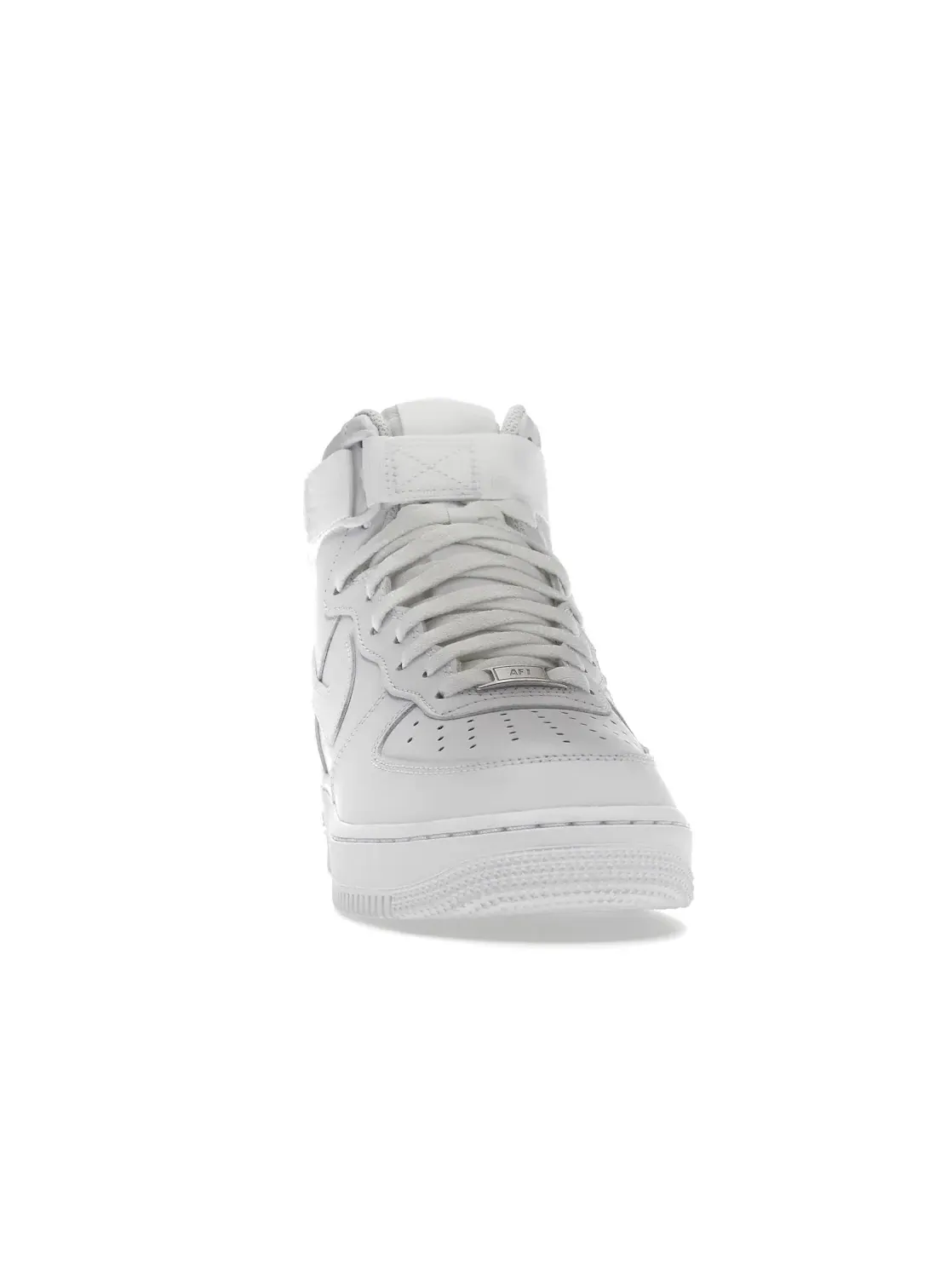 Женские кроссовки с высоким верхом Nike Air Force 1 High — изображение 2 из 4, белый/белый-белый