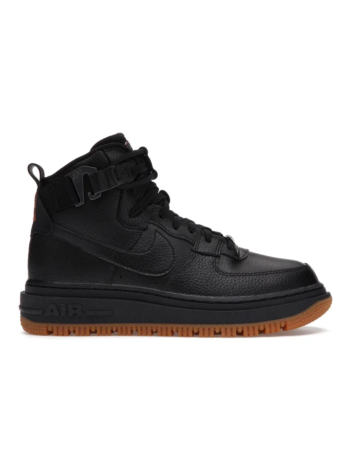 Женские ботинки высокие с защитой от воды Nike Air Force 1 High Utility 2.0 — изображение 1 из 4